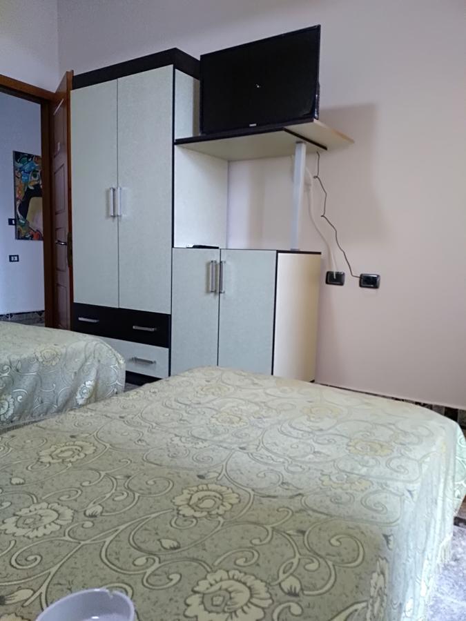 Hotel Gjeli Фиер Екстериор снимка